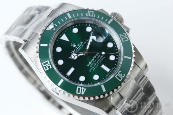 Rolex Submariner "Hulk" Green Dial Men's Luxury Watch 116610LV-97200